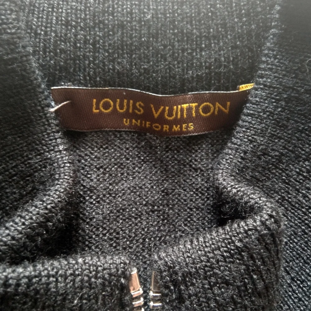 Louis Vuitton zip up sweater, black, small - Picture 2 of 2